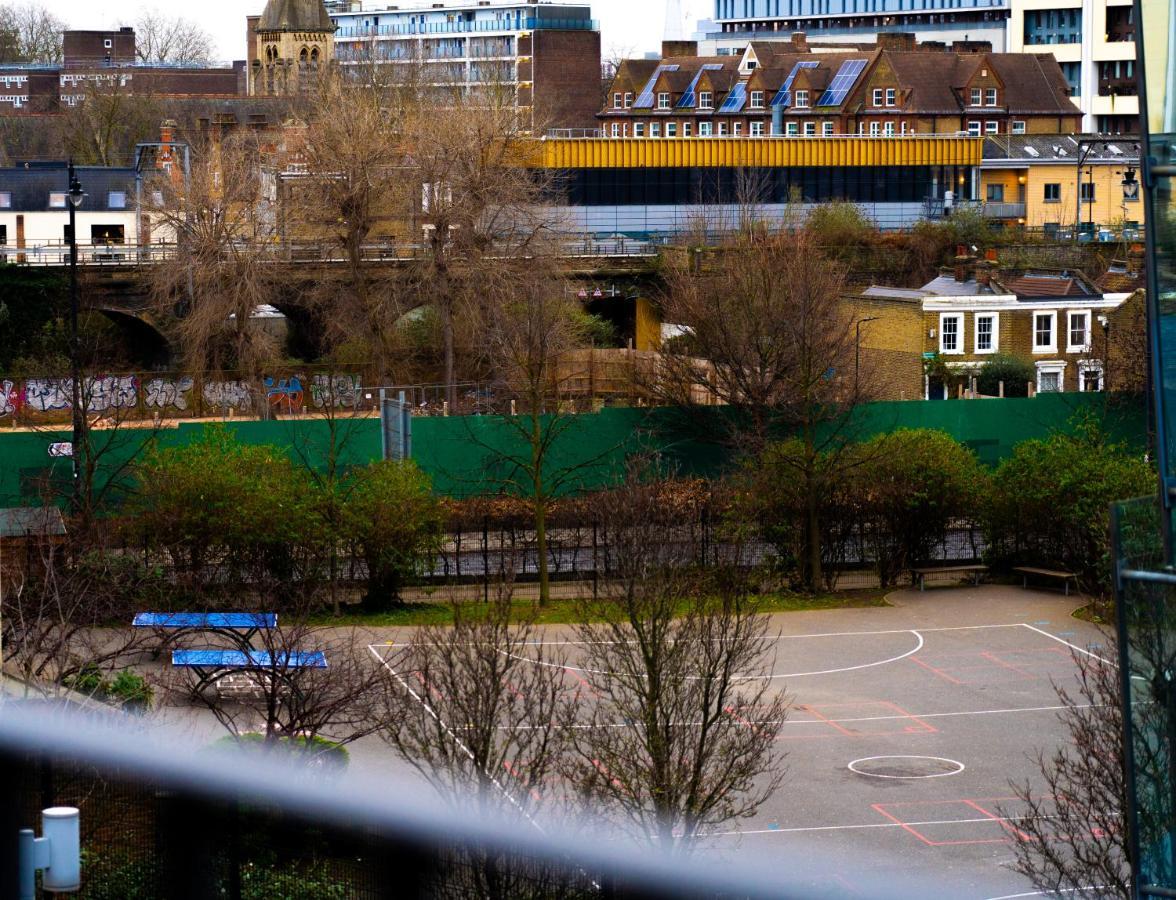 Lovely 1-Bed Apartment In Hackney Londen Buitenkant foto